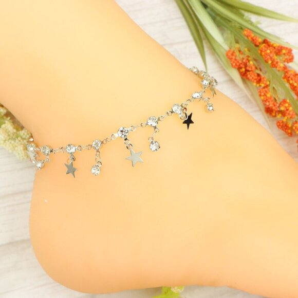 "Handmade Anklet – Elegant & Delicate Jewelry for Women | UNVRC1313 - Picture 6 of 10